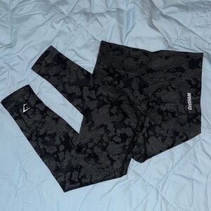GymShark Adapt Camo Seamless Leggings - Medium - Black
